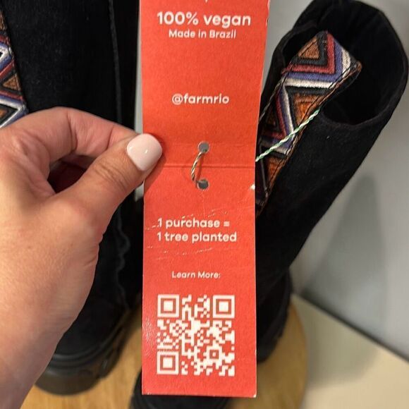 Farm Rio Women's Knee High Vegan Suede Round Toe Tall Lug Boots Black Size 8 NWT - Picture 11 of 12